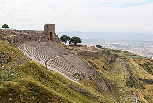 Archivo:Theatre of Pergamon