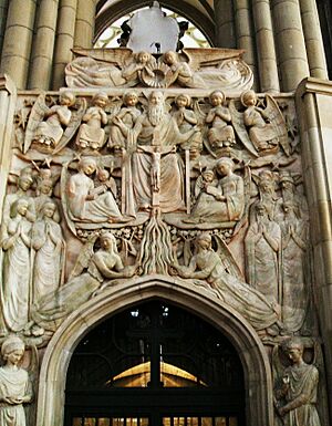 Archivo:Vitoria - Catedral Nueva 007