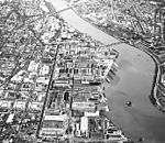 Archivo:Washington Navy Yard aerial view 1960