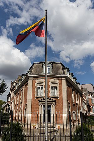 Archivo:Bruxelles - Ambassade du Venezuela 20190908-01