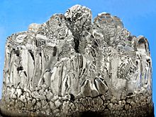Archivo:CSIRO ScienceImage 2893 Crystalised magnesium