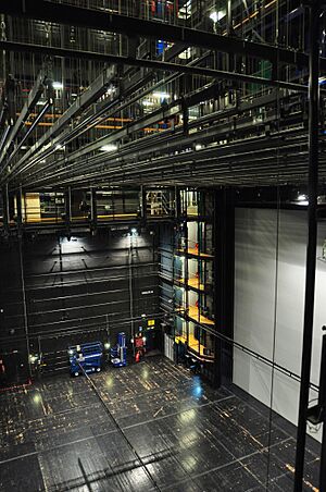 Archivo:Caja escenica Teatro Real