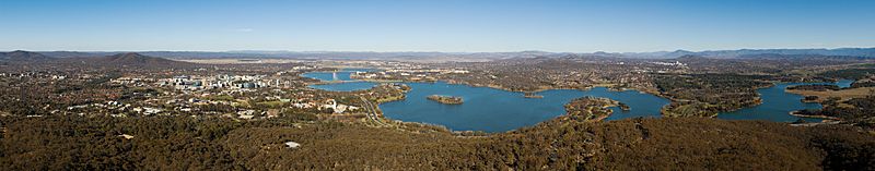 Archivo:Canberra From Black Mountain Tower