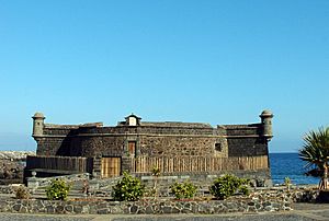 Archivo:Castillo de San Juan Bautista-Santa Cruz de Tenerife