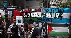 Archivo:Demostraciones en apoyo a Palestina en la Marcha del 24 de marzo 02