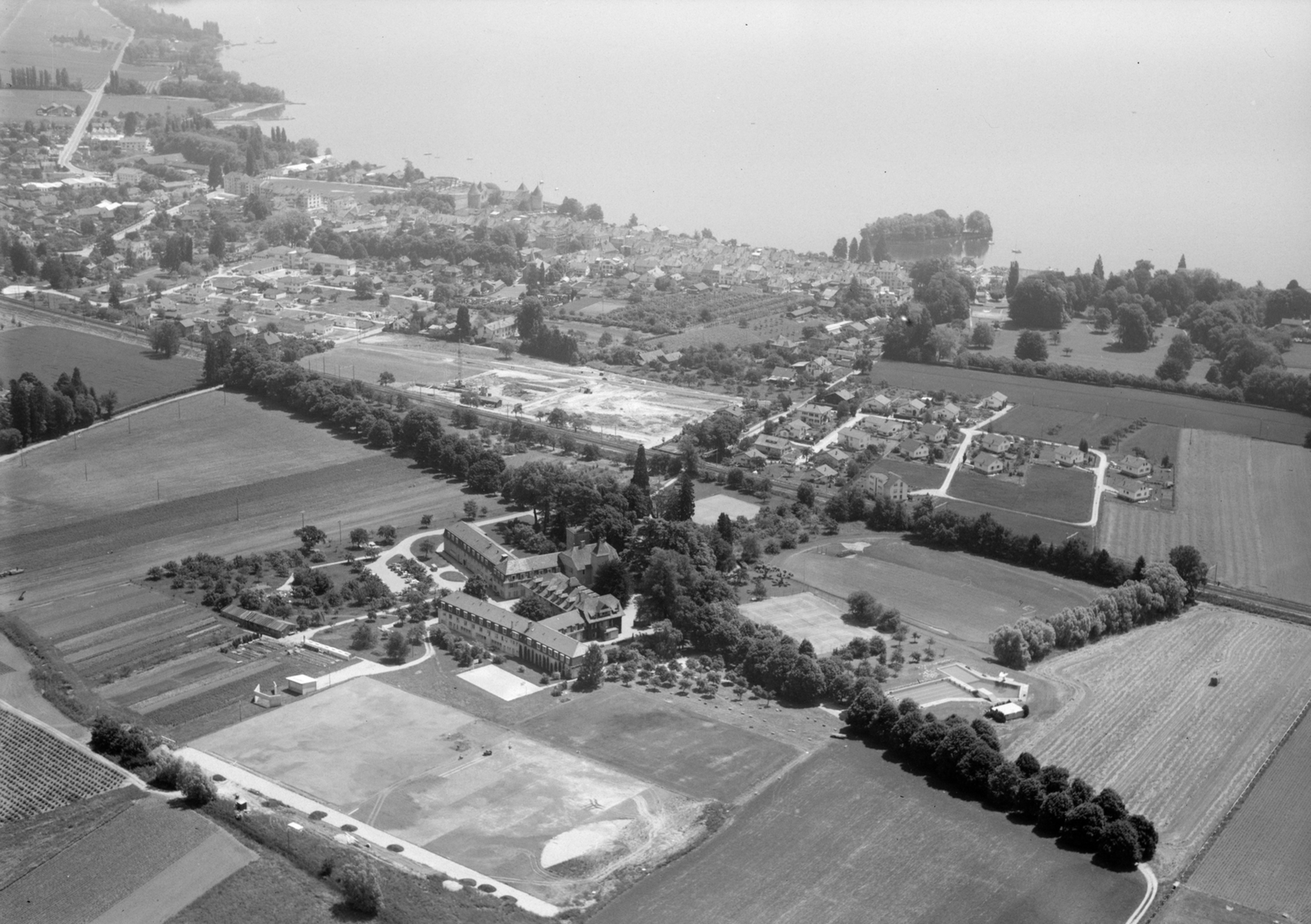 ETH-BIB-Rolle, Le Rosey-LBS H1-024454.tif