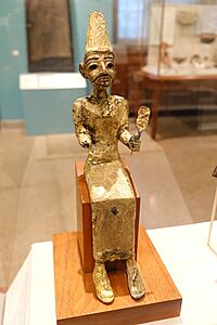 Archivo:El, the Canaanite creator deity, Megiddo, Stratum VII, Late Bronze II, 1400-1200 BC, bronze with gold leaf - Oriental Institute Museum, University of Chicago - DSC07734