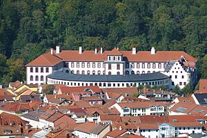 Archivo:GER-TH-SM-Meiningen (Schloss Elisabethenburg, Blick von Osten) — 2009 uploaded 2011-09-24