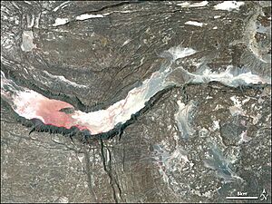 Archivo:Graben Afar ASTER 20020327