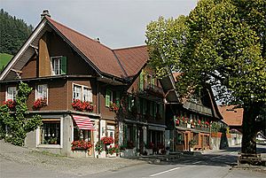 Archivo:Guggisberg-Dorfzentrum