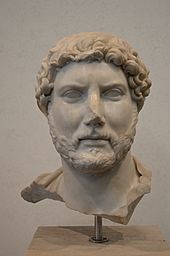 Archivo:Head of Publius Aelius Traianus Hadrianus in Museo Nazionale Romano