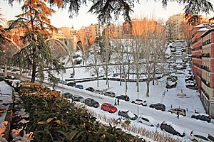 Archivo:Jardines de Las Vistillas (Madrid) 02