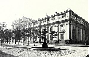 Archivo:La Moneda (1904)