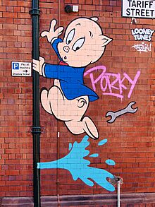 Looney Tunes Art Trail ^7, Porky Pig - geograph.org.uk - 6884580.jpg
