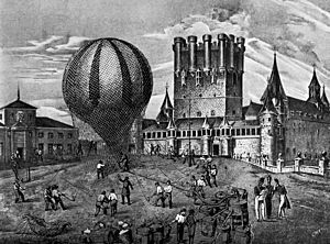 Archivo:Primer vuelo con fines militares de la historia en el Alcázar