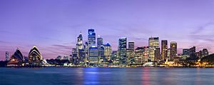 Archivo:Sydney skyline at dusk - Dec 2008