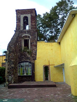 Archivo:Torre de la Resurrección Tultenco