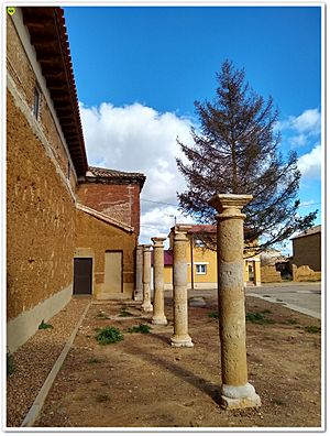 Archivo:Villamuera de la cueza 40 (Iglesia parroquial)