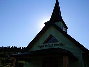 Archivo:Capilla Cristo Resucitado - Cuyín Manzano - panoramio