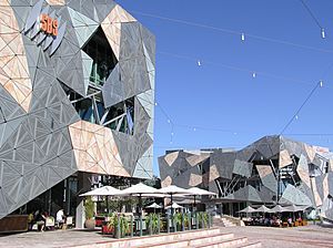 Archivo:Federation Square (SBS Building)