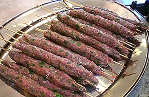 Archivo:Köfte kebabs