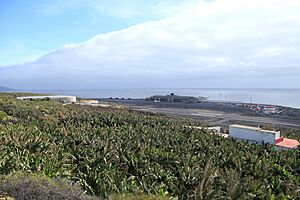 Archivo:La Palma - Villa de Mazo - Airport (Mirador de Carretera Aeropuerto) 03 ies