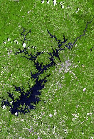 Lake lanier satellite map.jpg