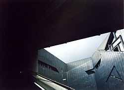 Archivo:Libeskind.jewishmuseum.berlin.1