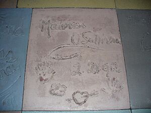 Archivo:Maureen manos