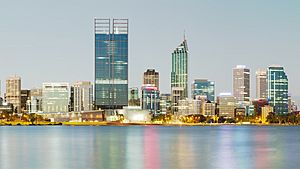 Archivo:Perth CBD from Mill Point (2)