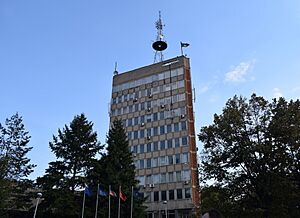 Archivo:Radio Kosova Building4