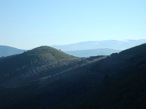 Archivo:Sierra de la pesga