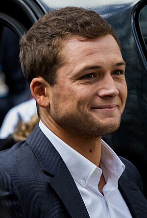 Archivo:Taron Egerton (28990343924) (cropped)