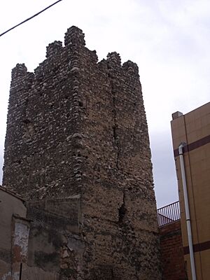 Archivo:Torre árabe de godelleta 01