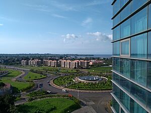Archivo:View from my apartment1