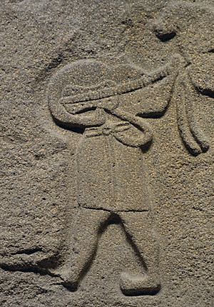 Archivo:Πανδούρα Pandura ancient greek of Anatolya frigian ancient old guitar guitarra antigua year 1399 - 1301 BC, AC π.Χ Museum of Anatolian Civilizations