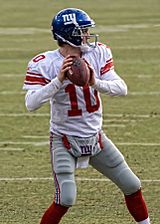Archivo:2012 Packers vs Giants - Eli Manning 3
