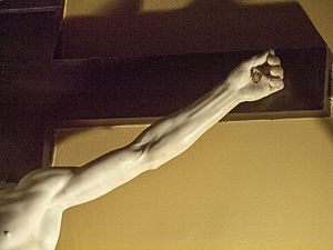 Archivo:Crucifix by Cellini (El Escorial). Left Arm. Iñaki Otsoa Etxeberria CC.Atribution-ShAlike