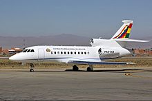 Archivo:Dassault Falcon 900 - Avion presidencial de bolivia