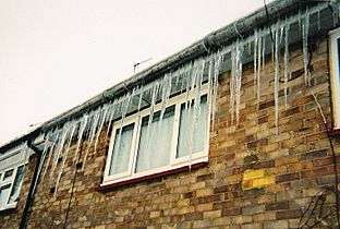 December icicles 2010 Banbury