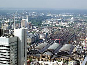 Archivo:Frankfurt am Main Hauptbahnhof von oben