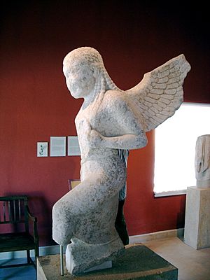 Archivo:Gorgon statue