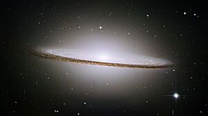 Archivo:M104 ngc4594 sombrero galaxy hi-res