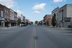 Main Street, DuQuion, Illinois, September 2019.jpg