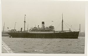 Archivo:Merchant ship Centaur, pre-1943