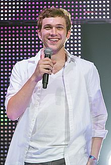 Phillip Phillips at the American Idols Live! Tour 2012 at Seattle Center's Key Arena, July 2012.jpg
