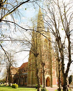 Archivo:ST Mary´s Parish Church 4