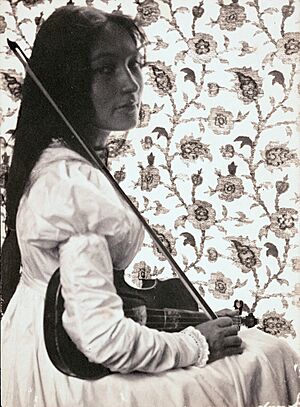 Archivo:Zitkala-Sa, 1898