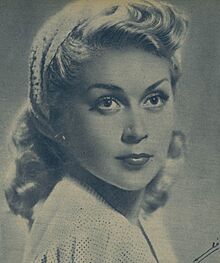 Ana Mariscal 44-2.jpg