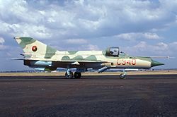Archivo:Angolan Mikoyan-Gurevich MiG-21bis